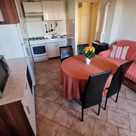 Apartment 2225